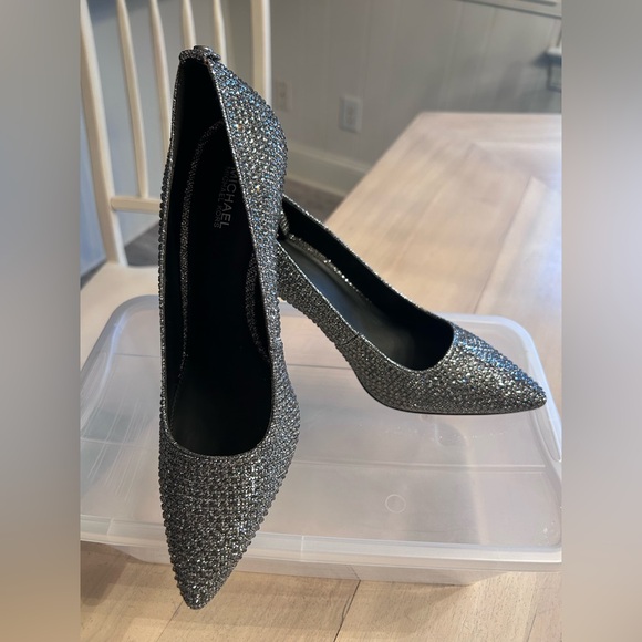 Michael Kors Shoes - Michael Kors Dorothy Silver Crystal Embellished Pointed-Toe Pumps size 9 NWT